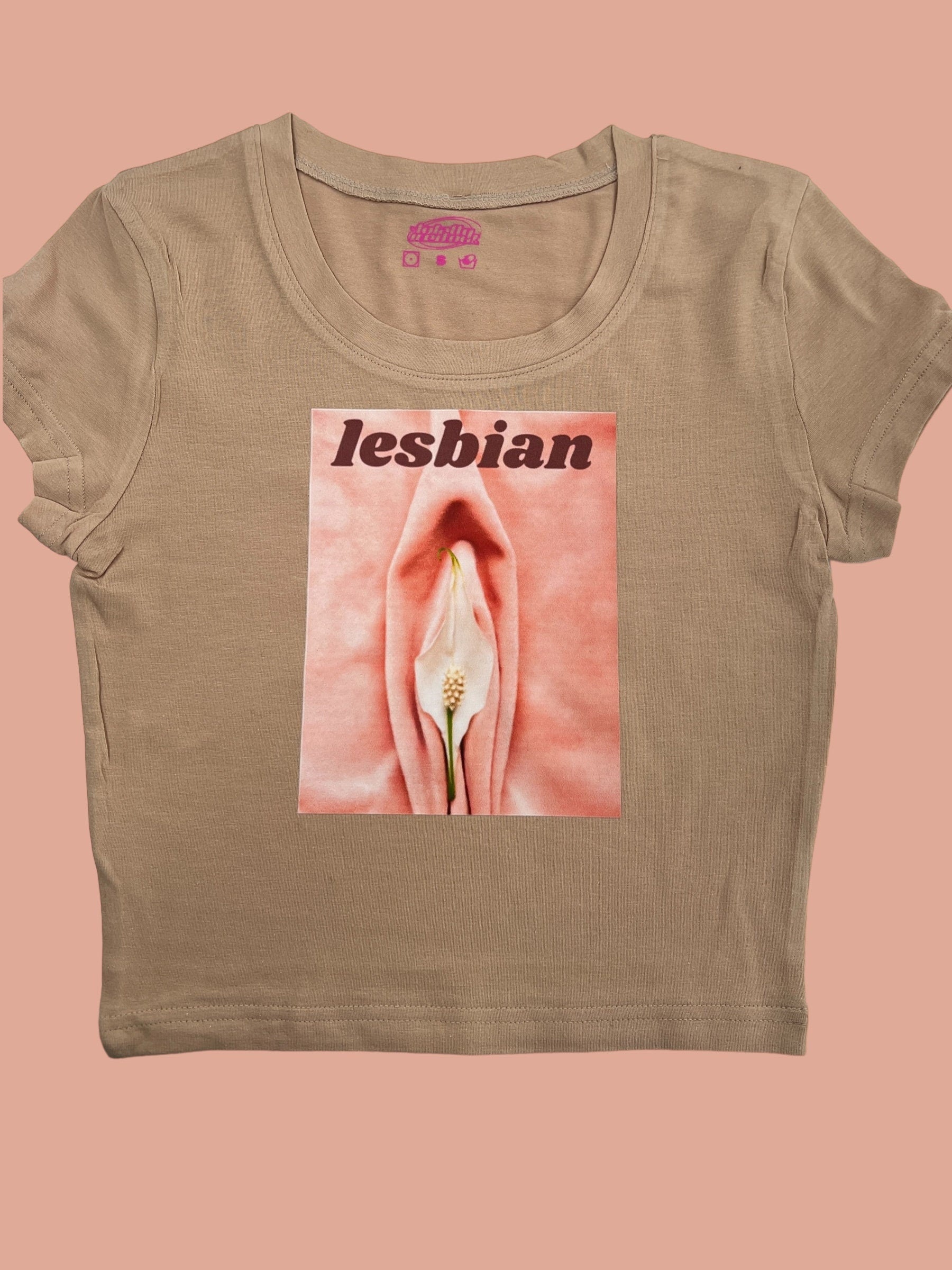 a t - shirt with a picture of a flower on it